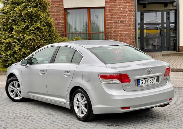 Toyota Avensis cena 26999 przebieg: 214299, rok produkcji 2009 z Darłowo małe 277